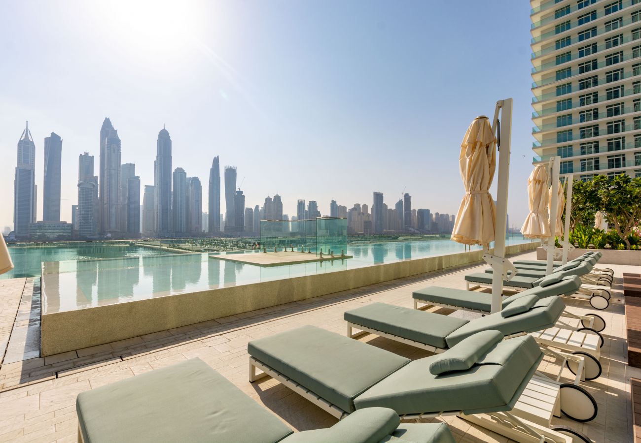 Apartment in Dubai - Stunning 2 BD with Private Beach Access | Marina Views