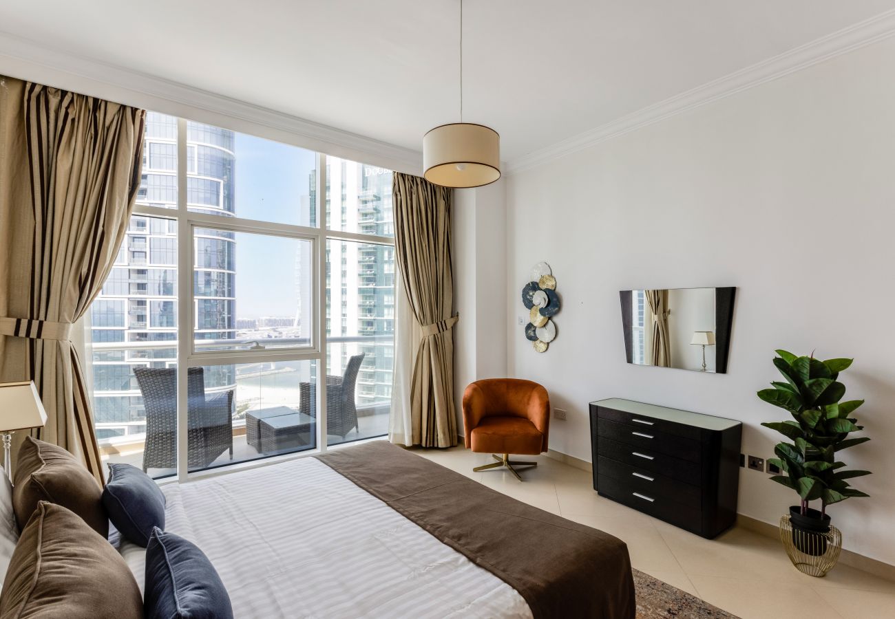 Apartment in Dubai - Modern 4 BD with Sea View in Dubai Marina