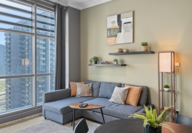 Apartment in Dubai - Modern 1BR in the Heart of Dubai Marina