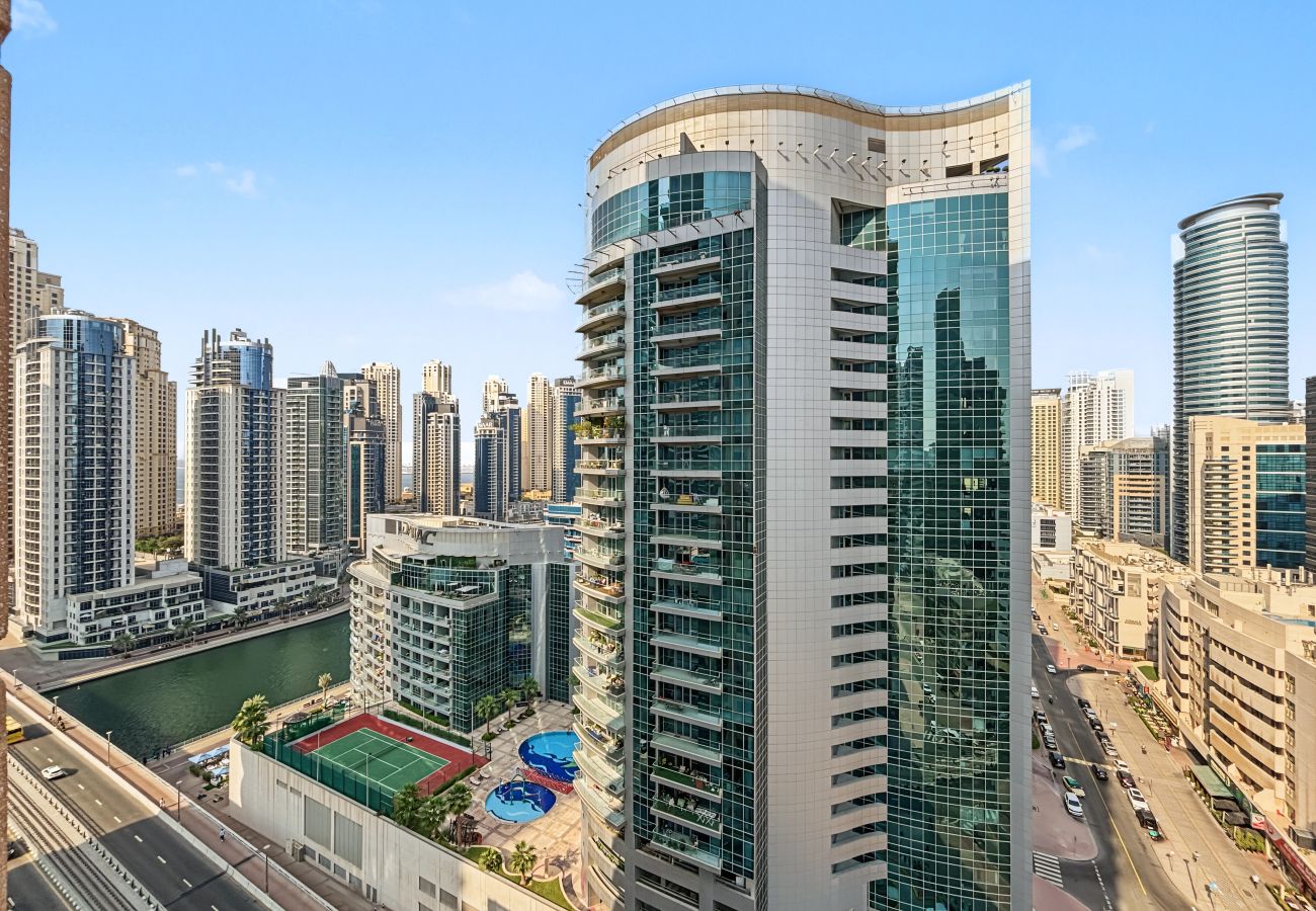 Apartment in Dubai - Modern 1BR in the Heart of Dubai Marina