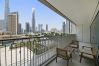 Apartment in Dubai - Chic 3 BD with Burj Khalifa Views in Downtown