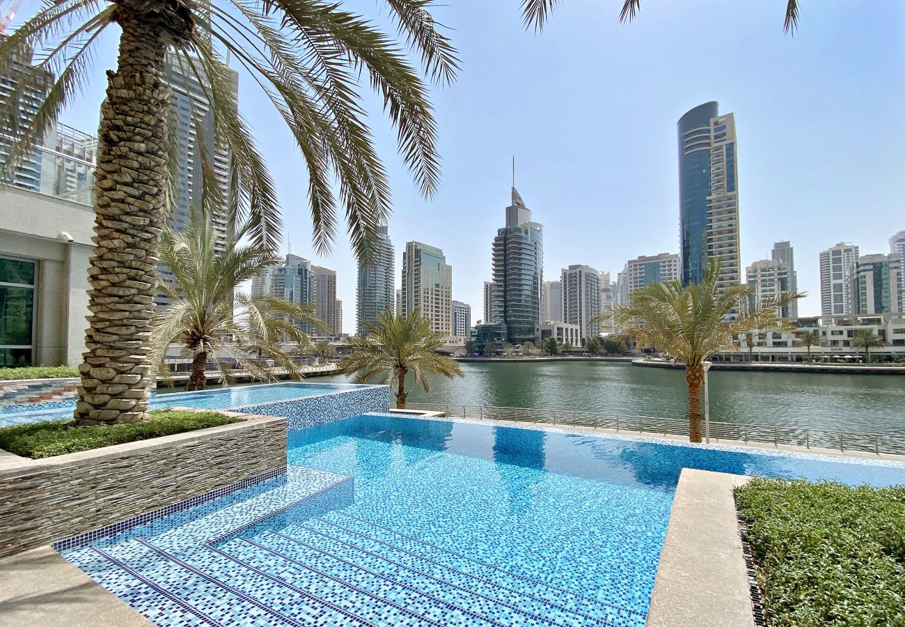 Apartment in Dubai - Stylish Upgraded 2 BD in Dubai Marina