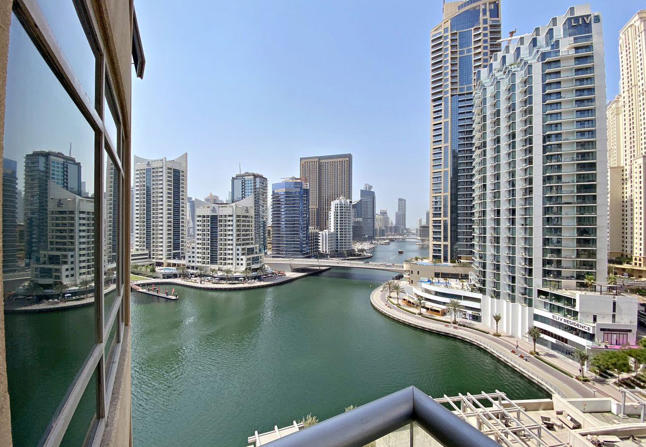 Apartment in Dubai - Stylish Upgraded 2 BD in Dubai Marina