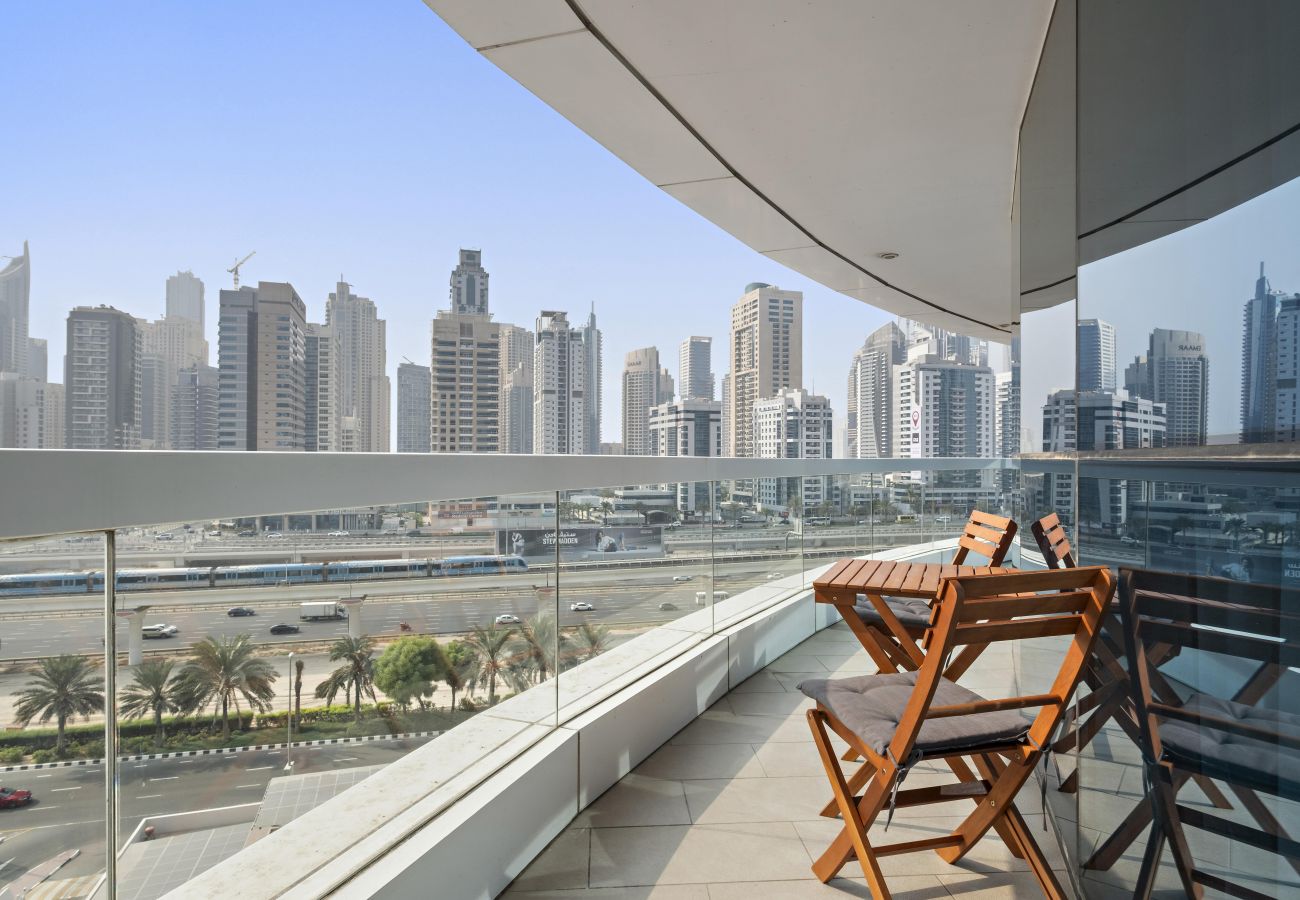 Apartment in Dubai - Delightful 2 BD in JLT with Marina Views