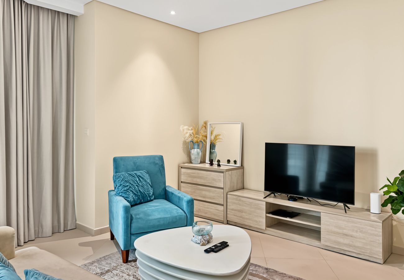 Apartment in Dubai - Palm Jumeirah Living | Modern 1BR with Sunset Views