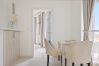 Apartment in Dubai - Seven Palm | Stylish Furnished 1BR in Palm Jumeirah
