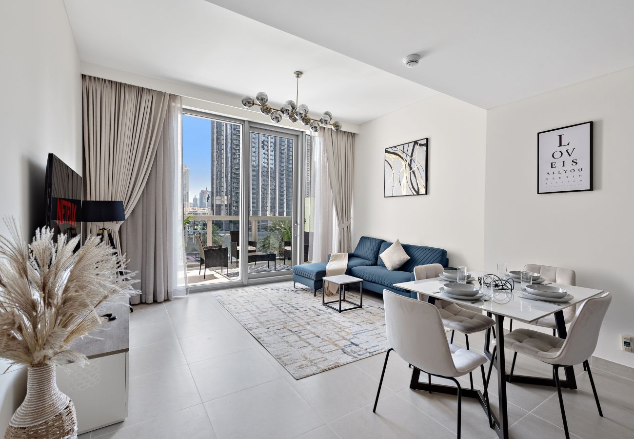 Apartment in Dubai - Stylish and Luxury 1 BD in Downtown 