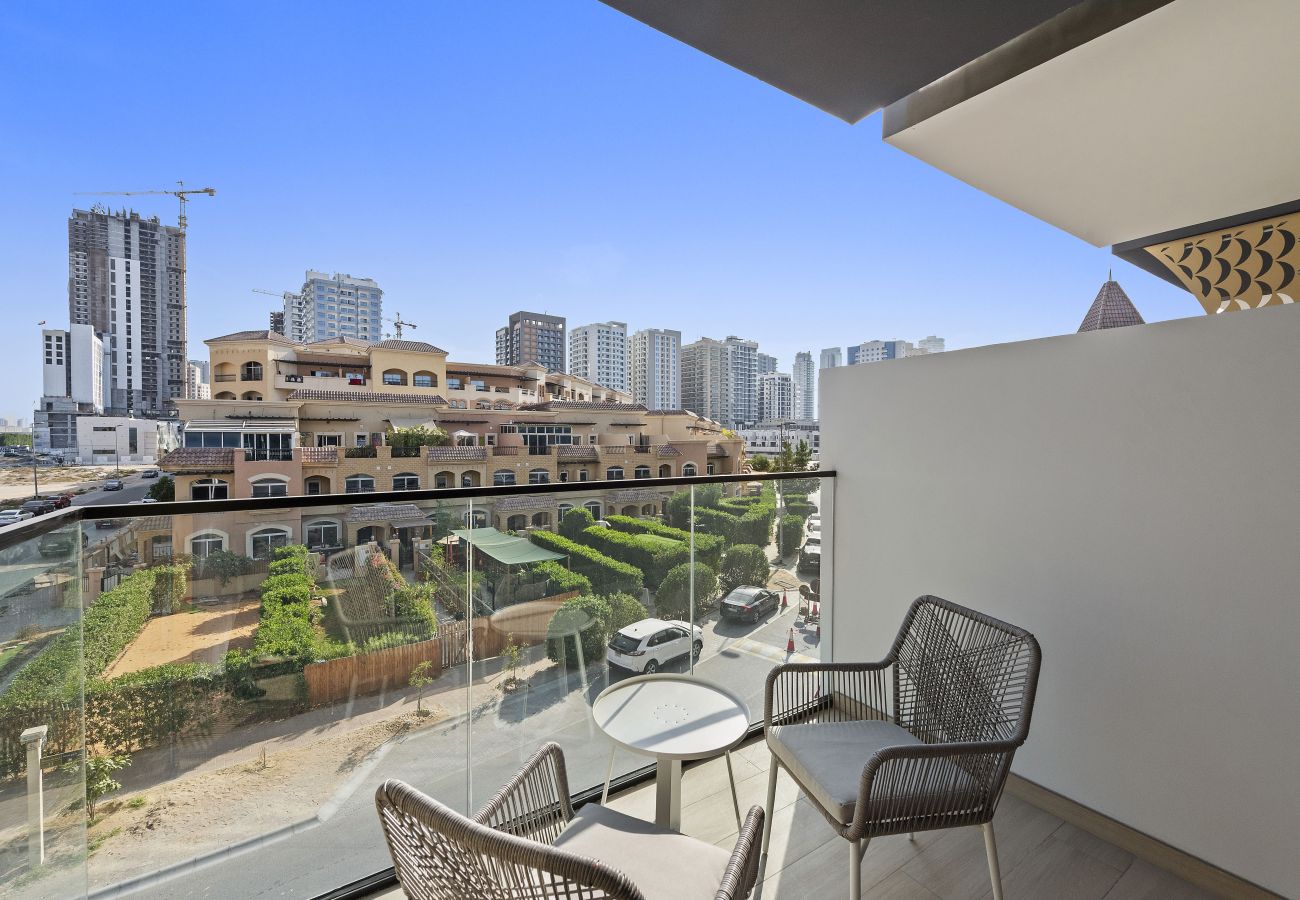 Apartment in Dubai - Brand New Stylish 2 BD in JVC