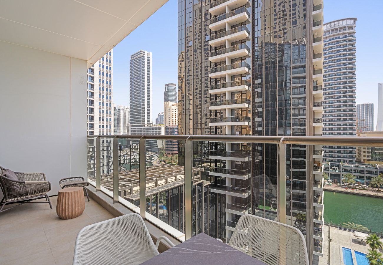 Apartment in Dubai - Refined 2 BHK apartment in Dubai Marina