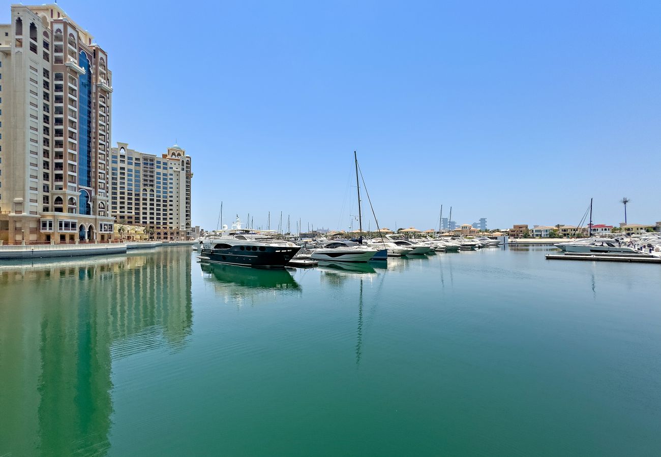 Apartment in Dubai - Spacious 2 BD Apartment with Beach Access & Private Gym 