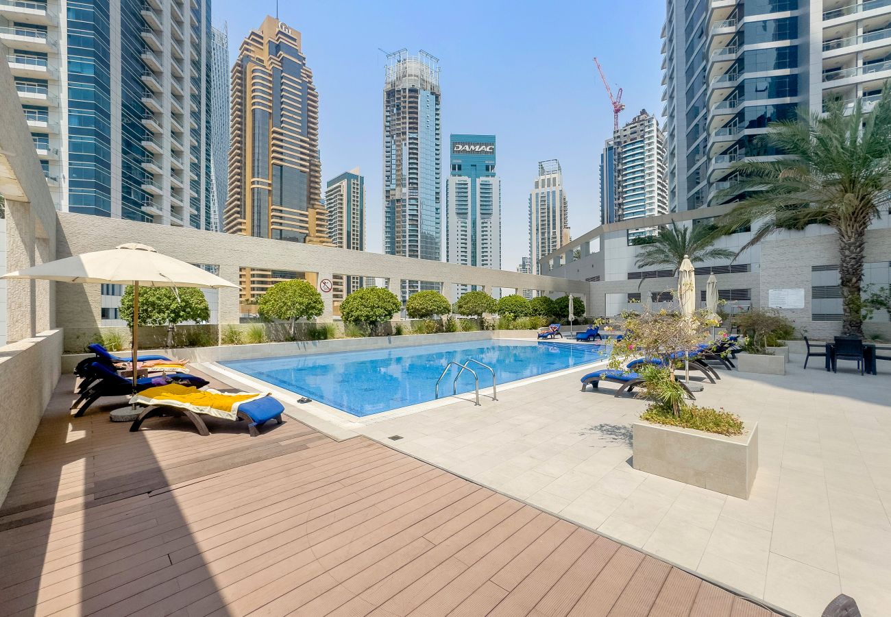 Apartment in Dubai - Bright & Modern 1 BD  with Dubai Eye View 