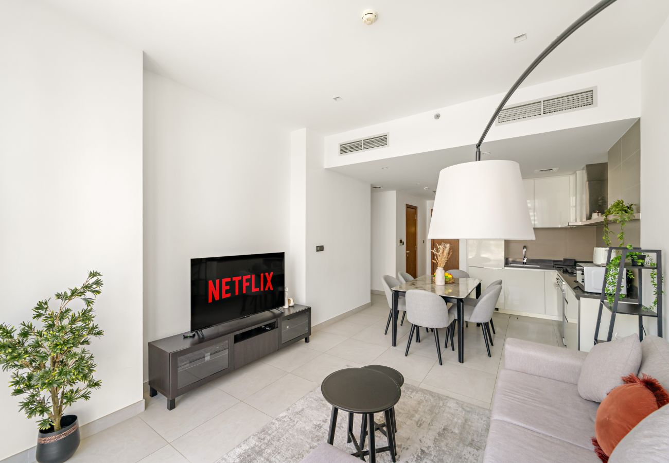 Apartment in Dubai - Bright & Spacious 2 BD With Panoramic Marina Views 