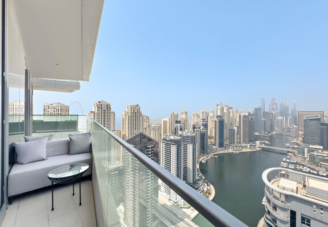 Apartment in Dubai - Ultra-Luxury 3BD Marina Retreat with Stunning Views