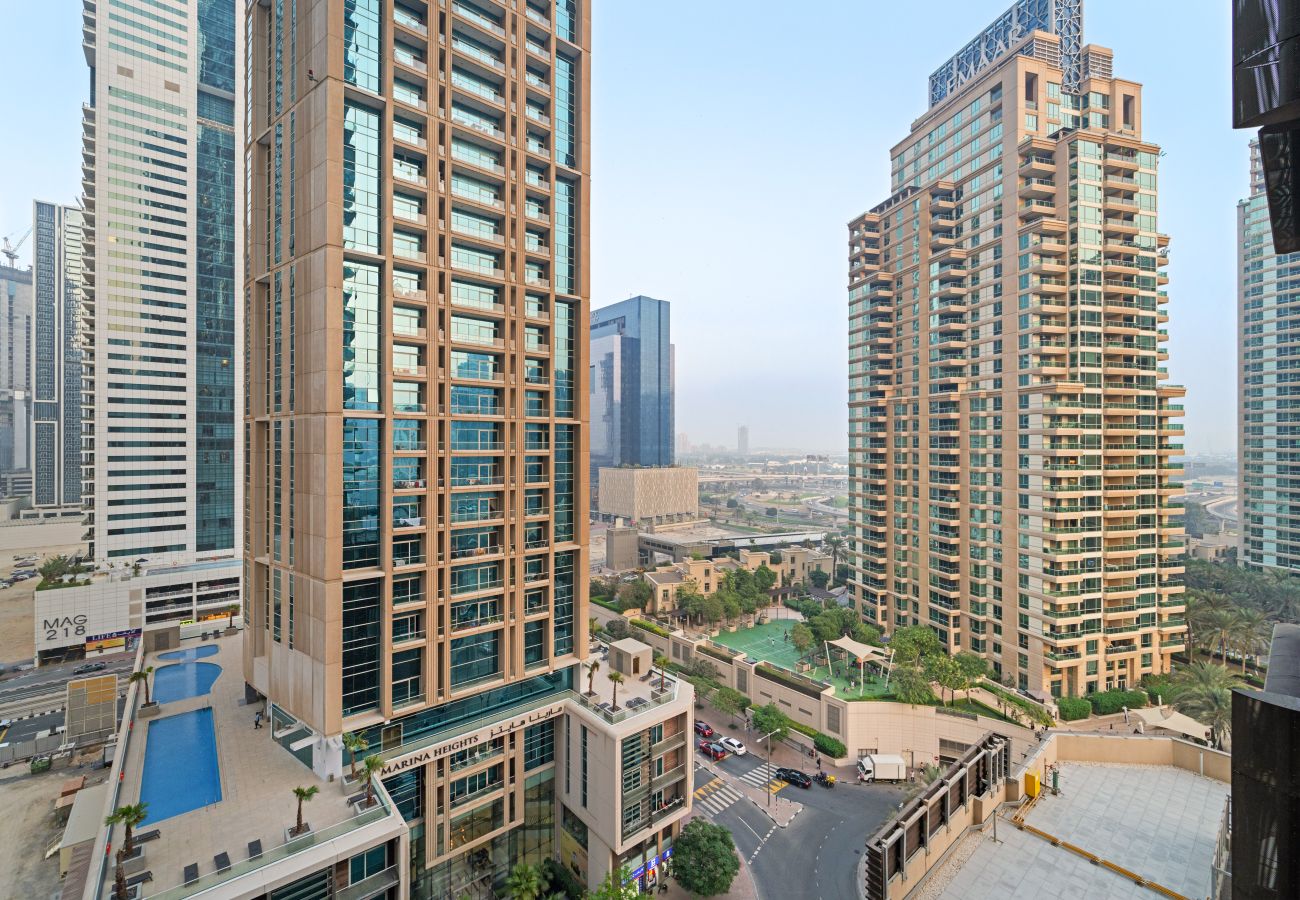 Apartment in Dubai - Beautiful 1 BD Apartment in the heart of Dubai Marina