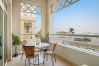 Apartment in Dubai - Beachfront 1 Bedroom in Palm Jumeirah with Sea Views