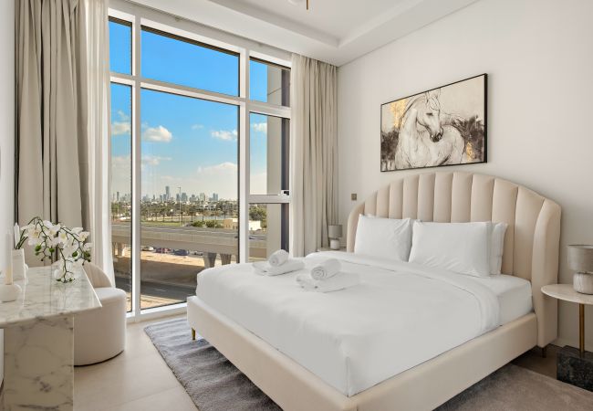 Apartment in Dubai - Luxurious 1 BD in JLT with Modern Amenities