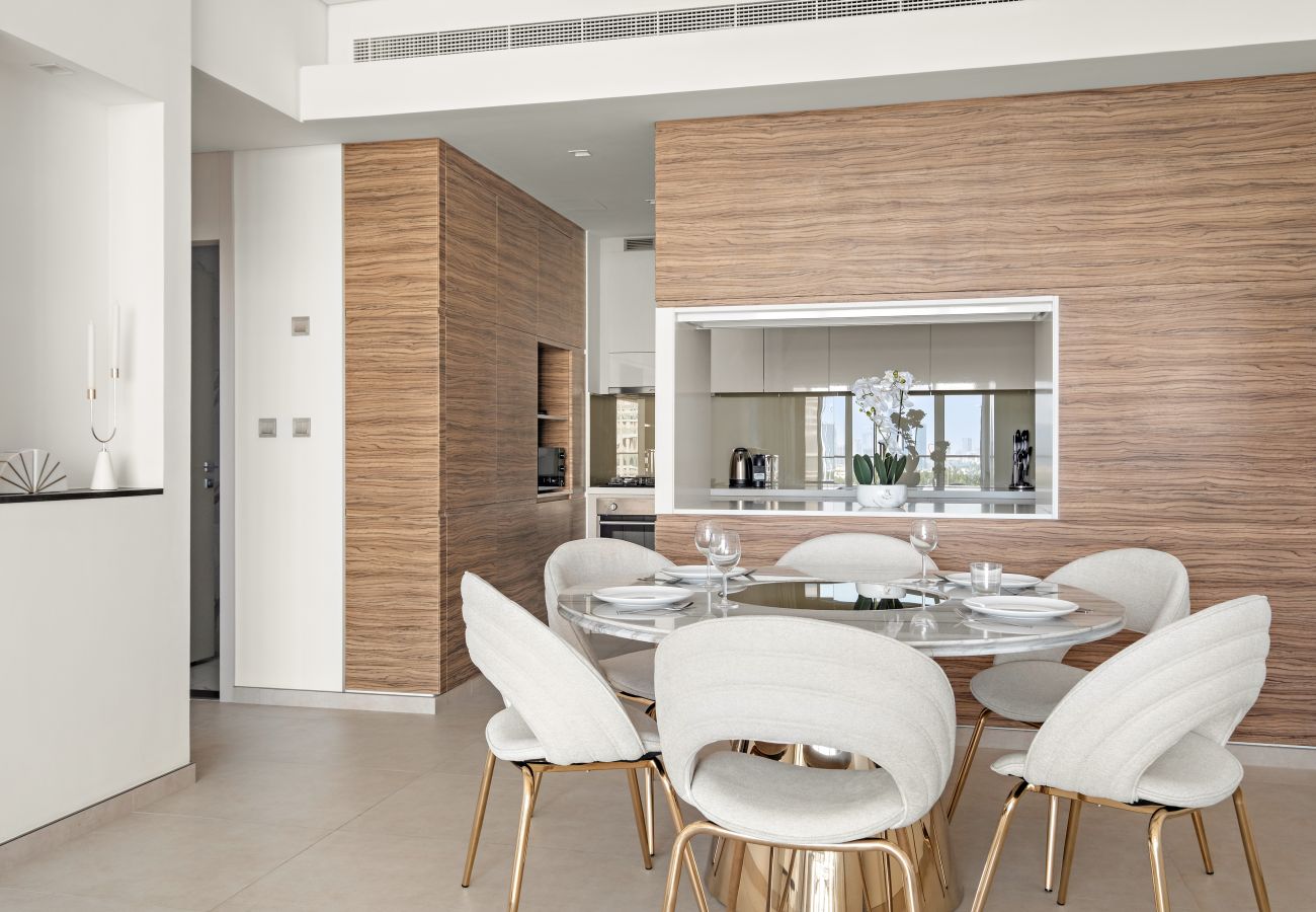 Apartment in Dubai - Luxurious 1 BD in JLT with Modern Amenities