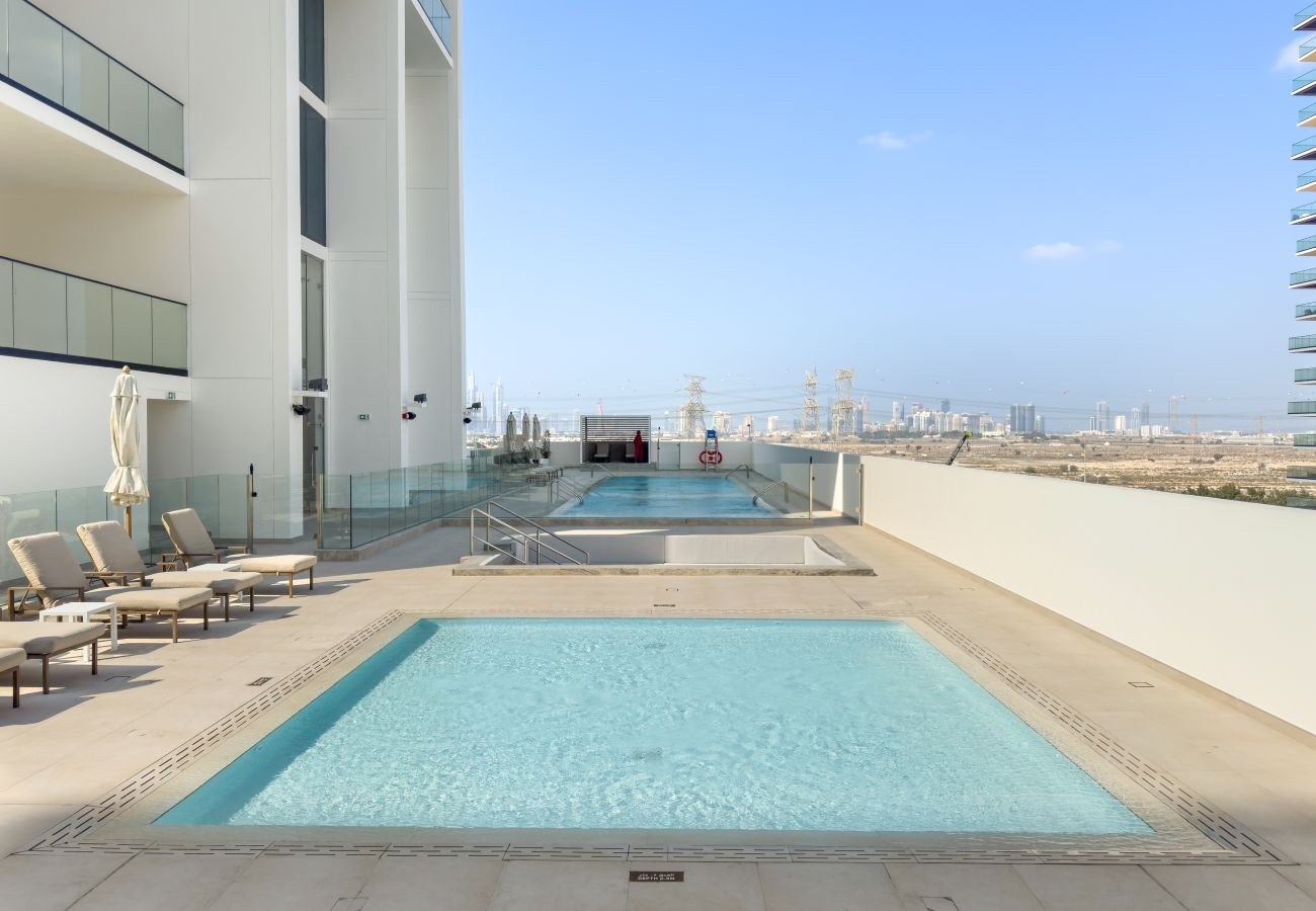 Apartment in Dubai - Bright and Stylish 1 BD Apartment in JVC