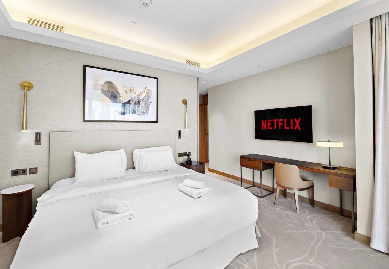 Apartment in Dubai - Incredible 2BD at Address Dubai Opera