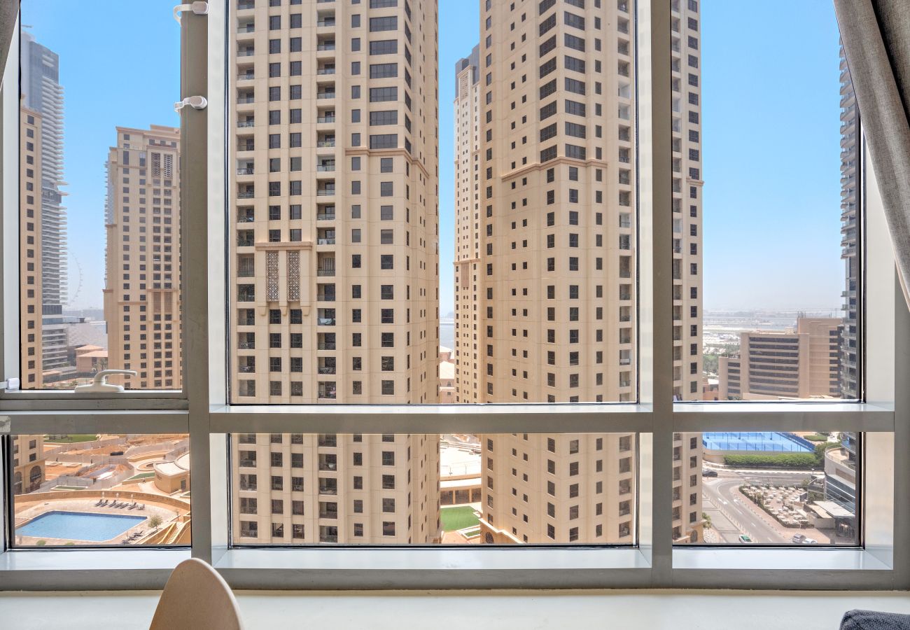Apartment in Dubai - Cozy Apartment with Stunning Views in Dubai Marina