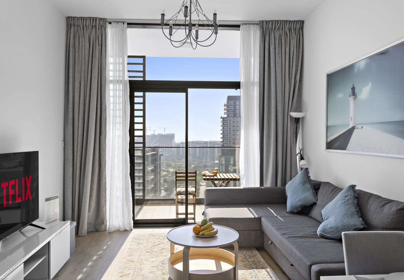 Apartment in Dubai - Luxurious 1BD with Balcony in Dubai Hills Estate 