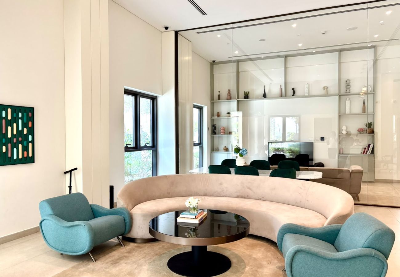 Apartment in Dubai - Stylish 1 BD Getaway in Dubai Creek Beach