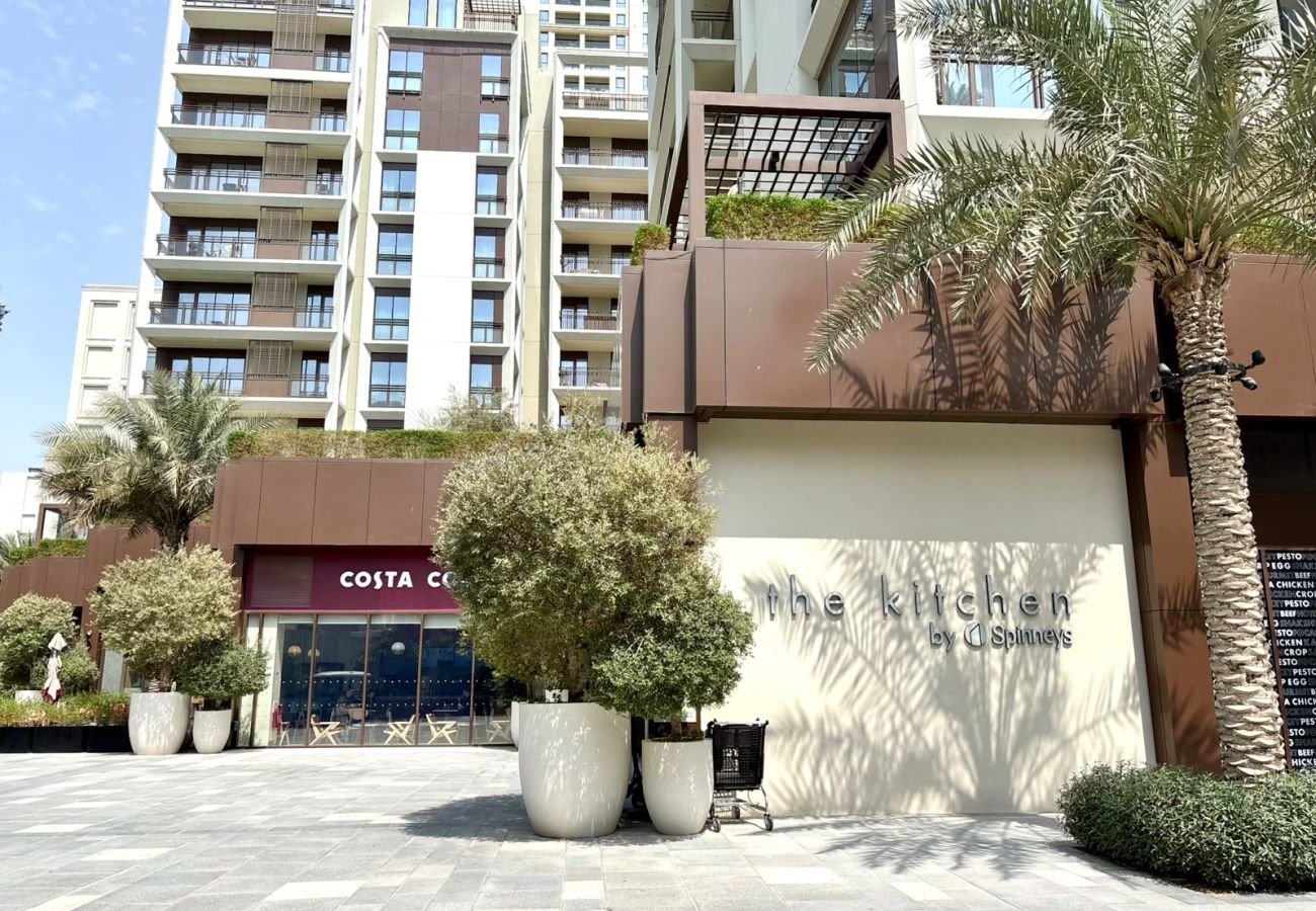 Apartment in Dubai - Stylish 1 BD Getaway in Dubai Creek Beach
