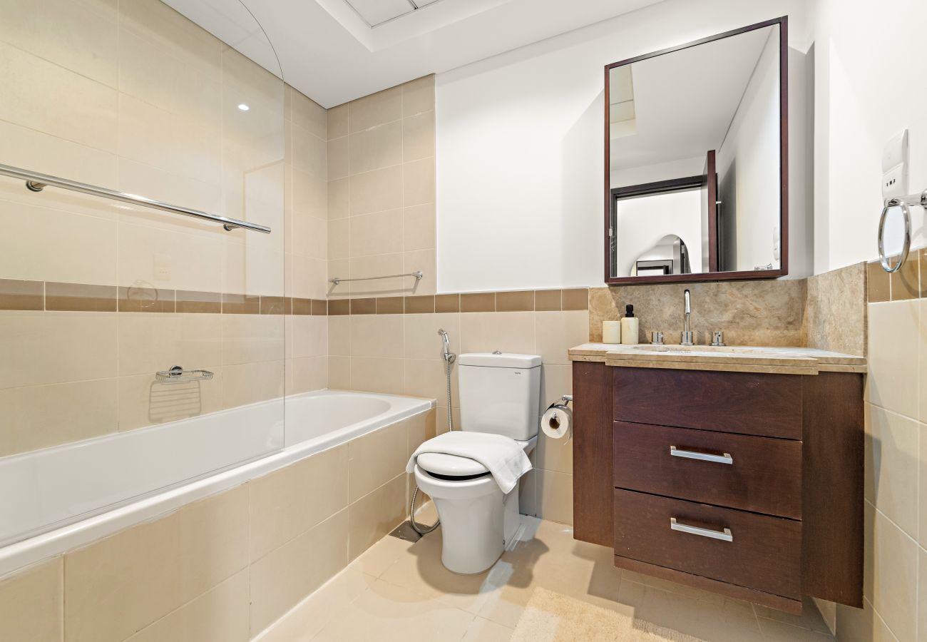 Apartment in Dubai - Modern 1 BD in Downtown Dubai