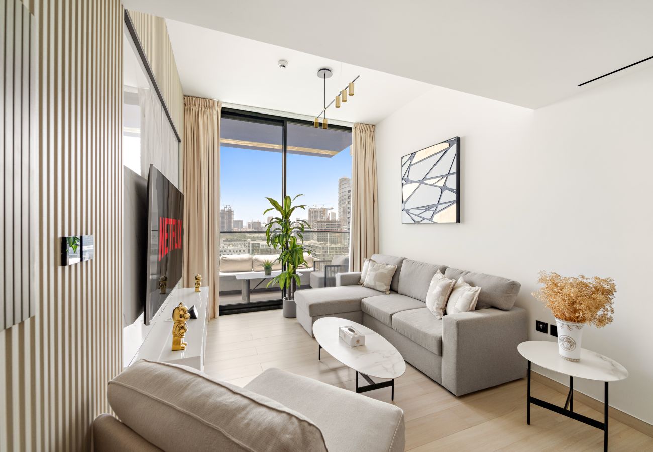 Apartment in Dubai - Beautiful 1BD Retreat in Binghatti Corner