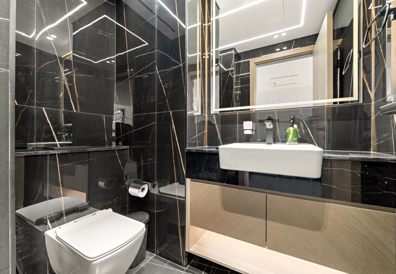 Apartment in Dubai - Beautiful 1BD Retreat in Binghatti Corner