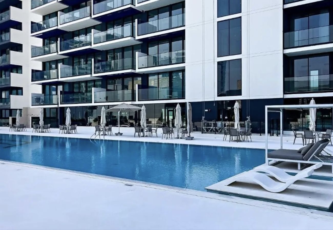 Apartment in Dubai - Beautiful 1BD Retreat in Binghatti Corner