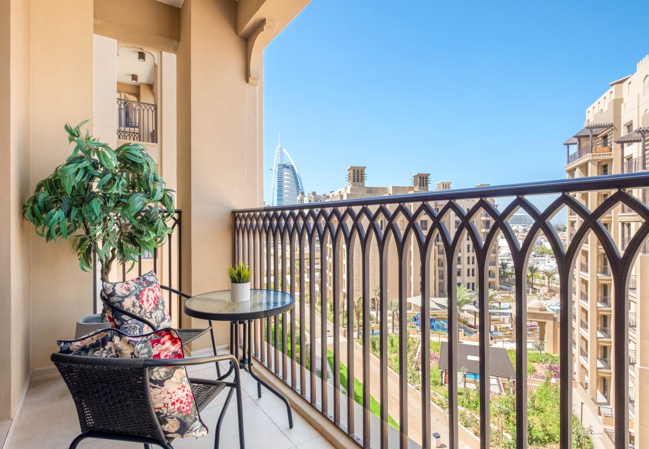 Apartment in Dubai - Modern 1 BD in Madinat Jumeirah Living