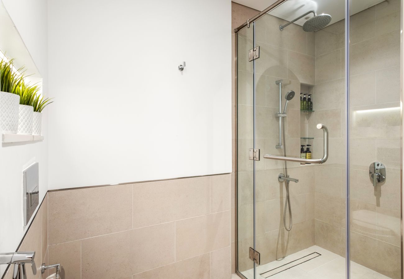 Apartment in Dubai - Modern 1 BD in Madinat Jumeirah Living