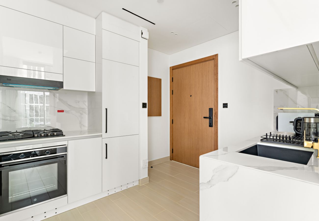 Apartment in Dubai - Spacious Modern Studio in JVC
