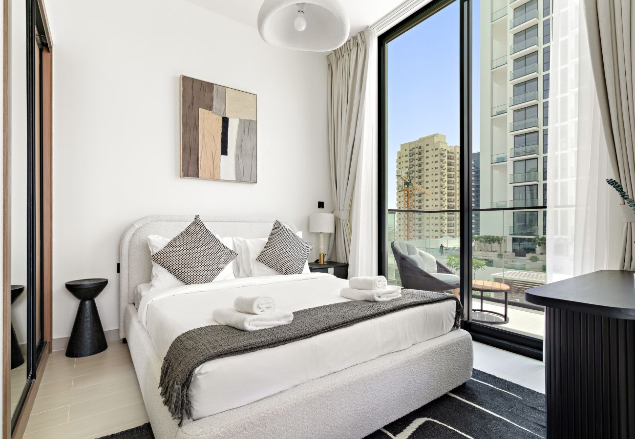 Apartment in Dubai - Spacious Modern Studio in JVC