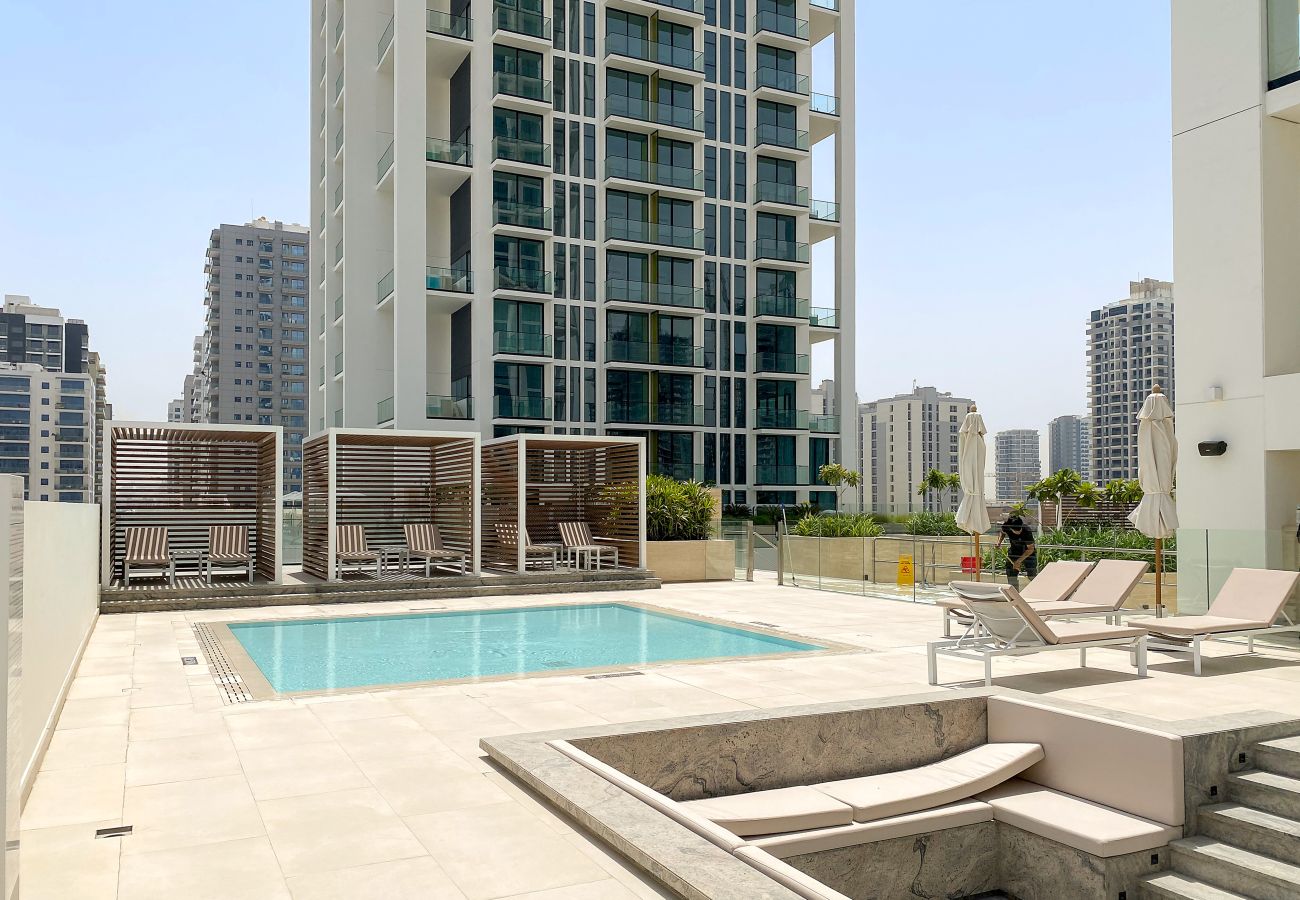 Apartment in Dubai - Spacious Modern Studio in JVC
