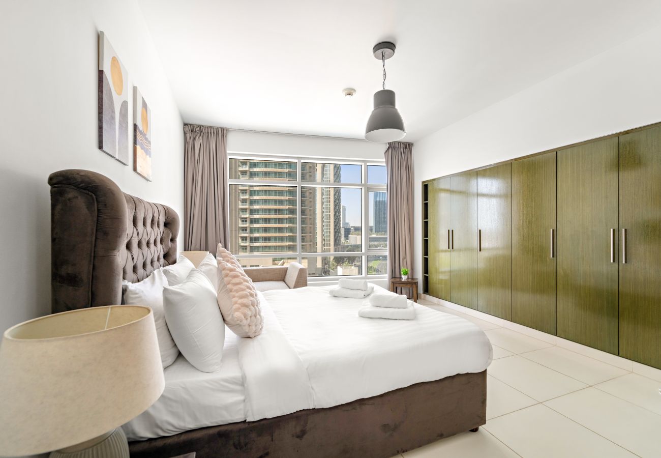 Apartment in Dubai - Stylish 2BD Apartment in Downtown Near Burj Khalifa