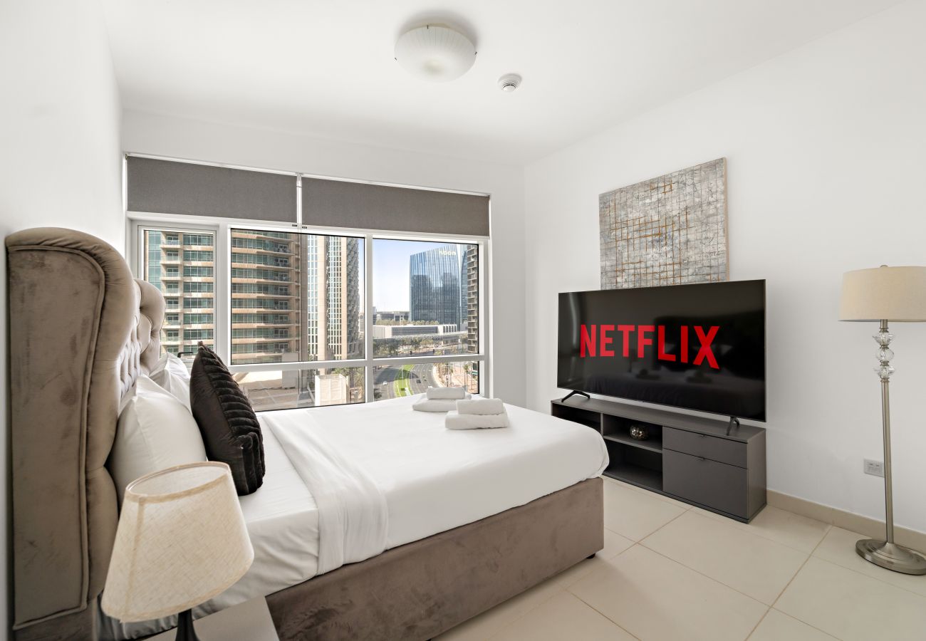 Apartment in Dubai - Stylish 2BD Apartment in Downtown Near Burj Khalifa