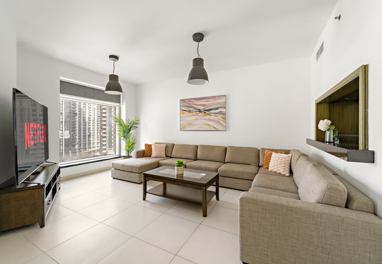Apartment in Dubai - Stylish 2BD Apartment in Downtown Near Burj Khalifa