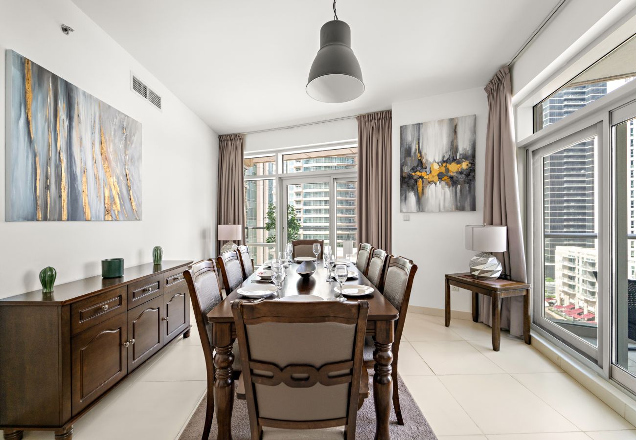 Apartment in Dubai - Stylish 2BD Apartment in Downtown Near Burj Khalifa