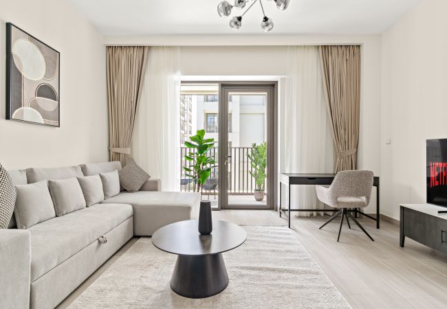 Apartment in Dubai - Luxury 2 BD Apartment in Dubai Creek Harbour