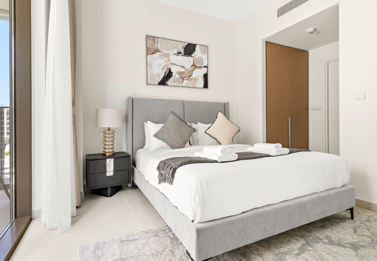 Apartment in Dubai - Luxury 2 BD Apartment in Dubai Creek Harbour