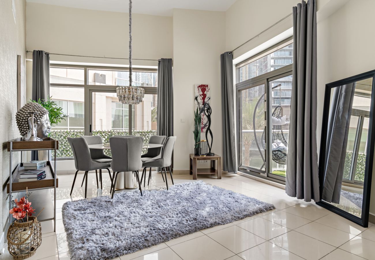 Apartment in Dubai - Chic 1 BD with Marina View in Park Island