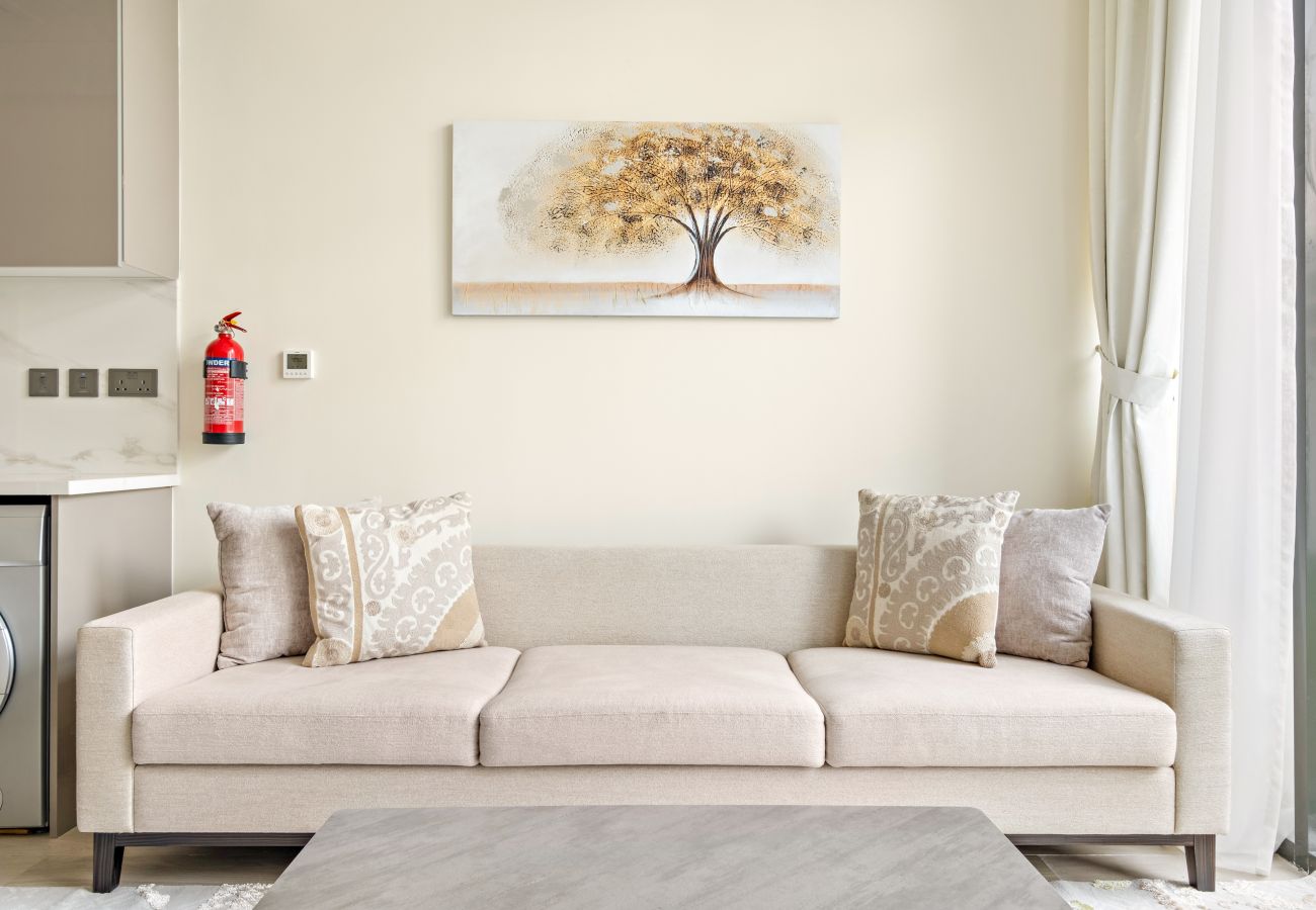 Apartment in Dubai - Modern 1 BD with Spacious Terrace