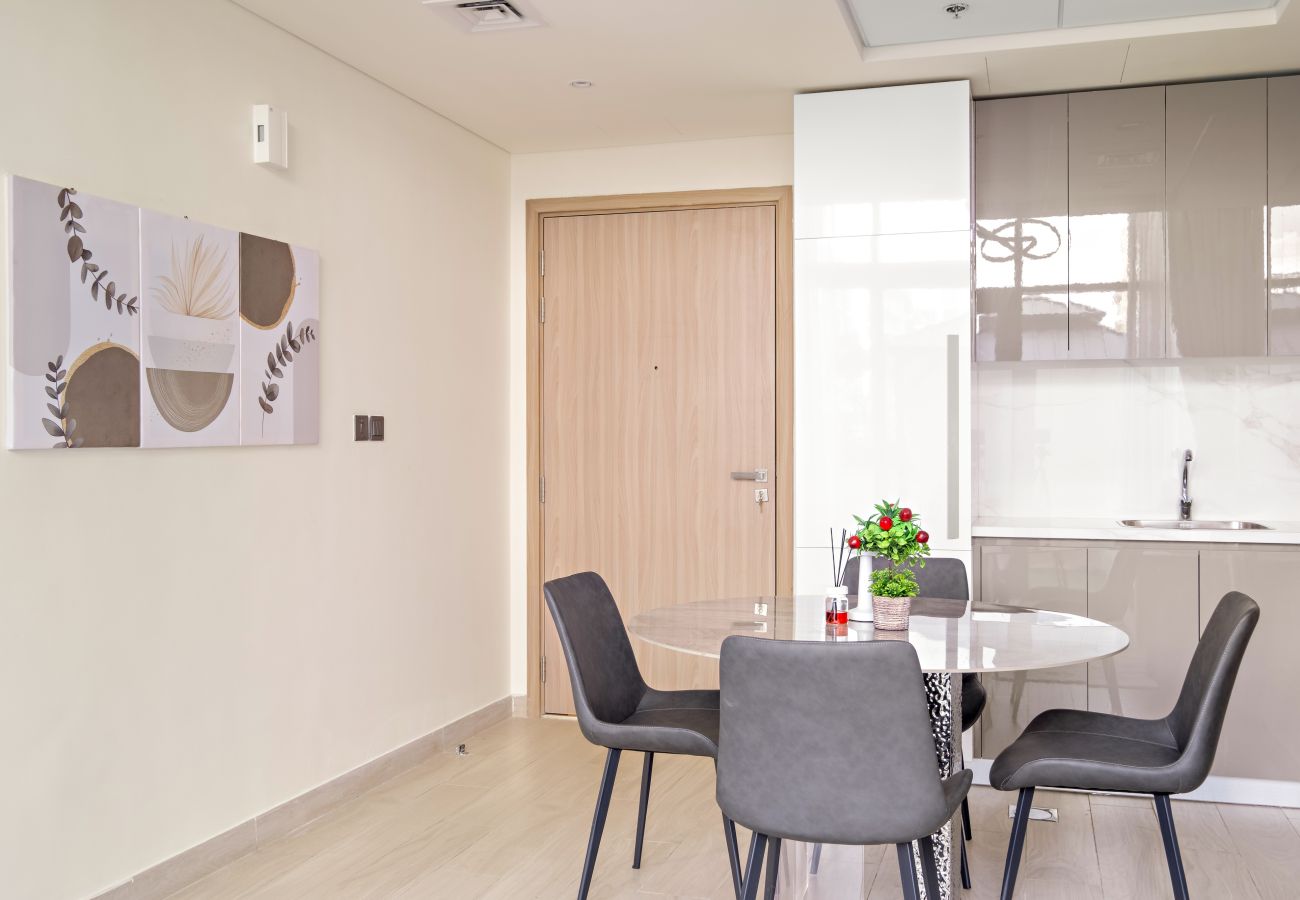 Apartment in Dubai - Modern 1 BD with Spacious Terrace