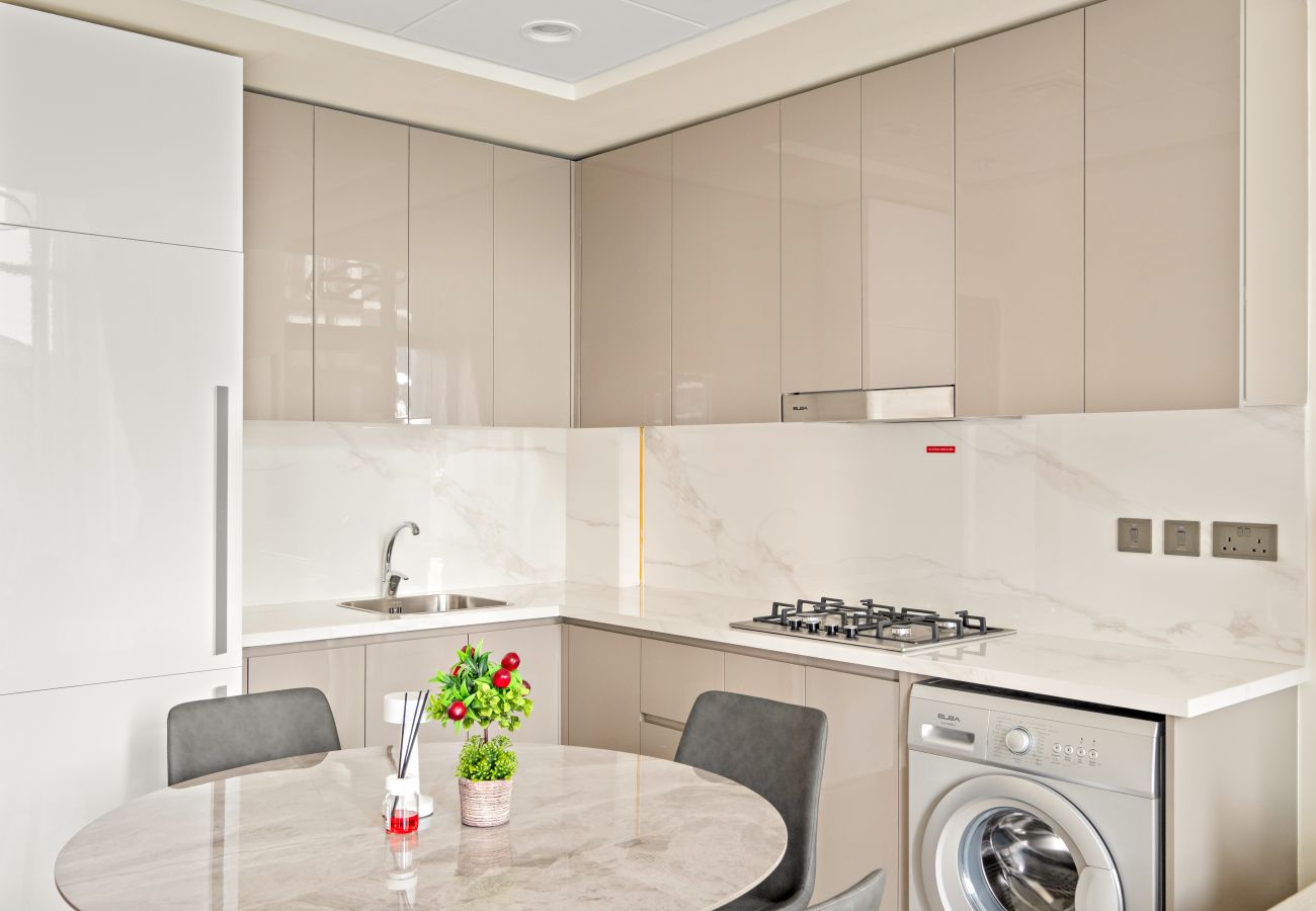 Apartment in Dubai - Modern 1 BD with Spacious Terrace