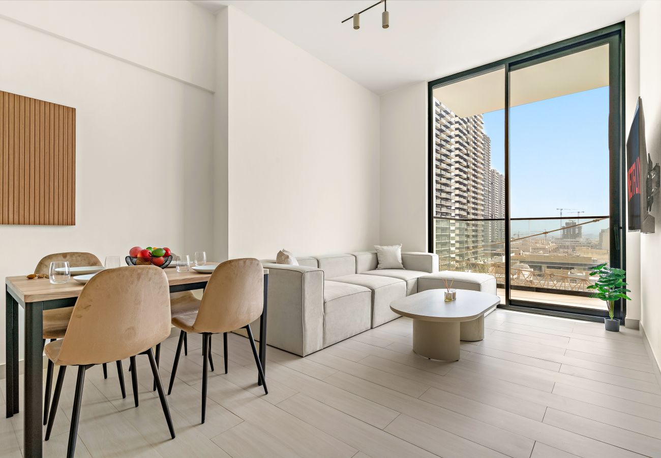 Apartment in Dubai - Modern 1 BD Apartment in JVC