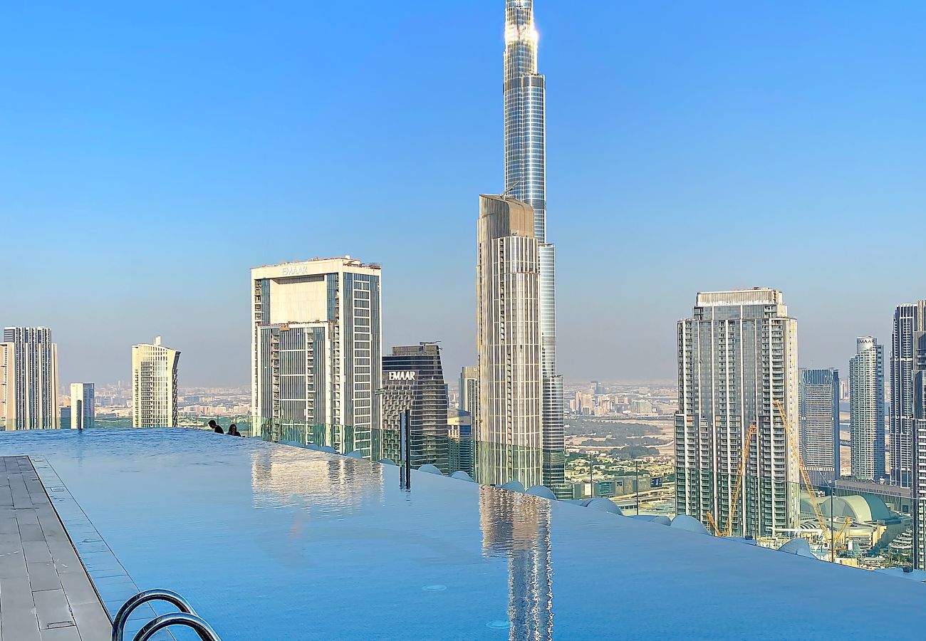 Apartment in Dubai - Spacious 2BR Inside Hotel | Full Amenities 