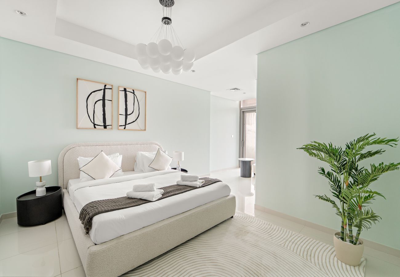 Apartment in Dubai - Spacious 2BR Inside Hotel | Full Amenities 