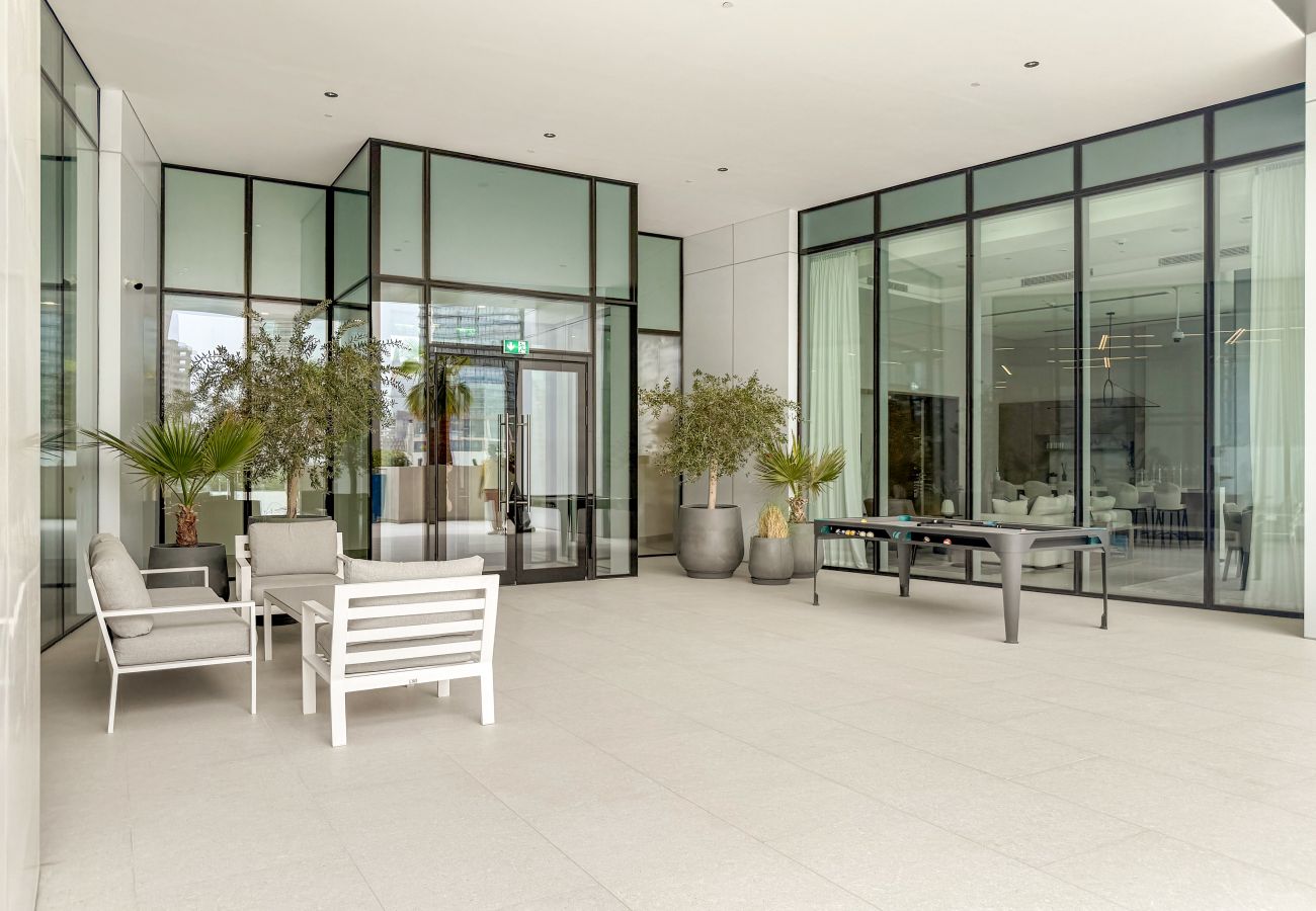 Apartment in Dubai - Elegant 2 BD in LIV Marina with Luxury Amenities